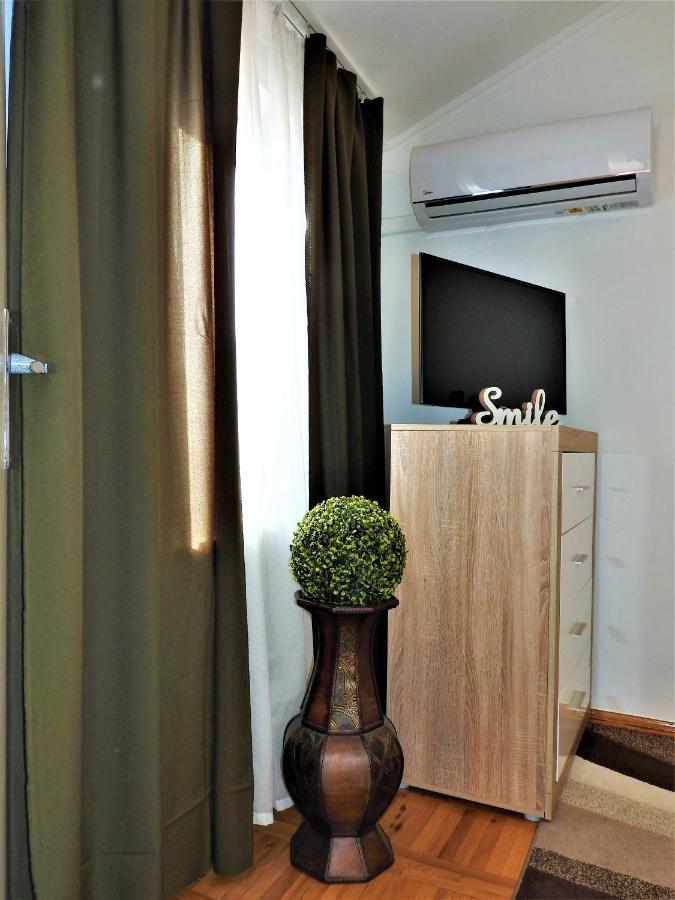 Lena Apartman - Erlau Exterior foto